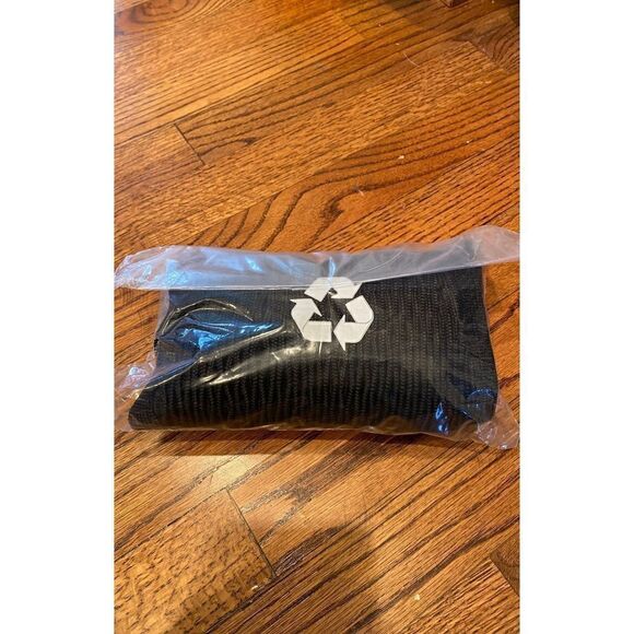 NEW BMW X7 Trunk Net - Picture 1 of 2